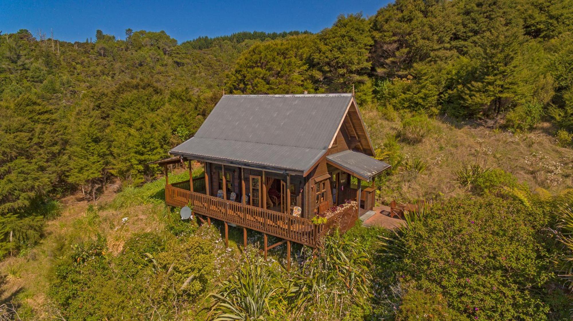 Kuaotunu Chalets Экстерьер фото