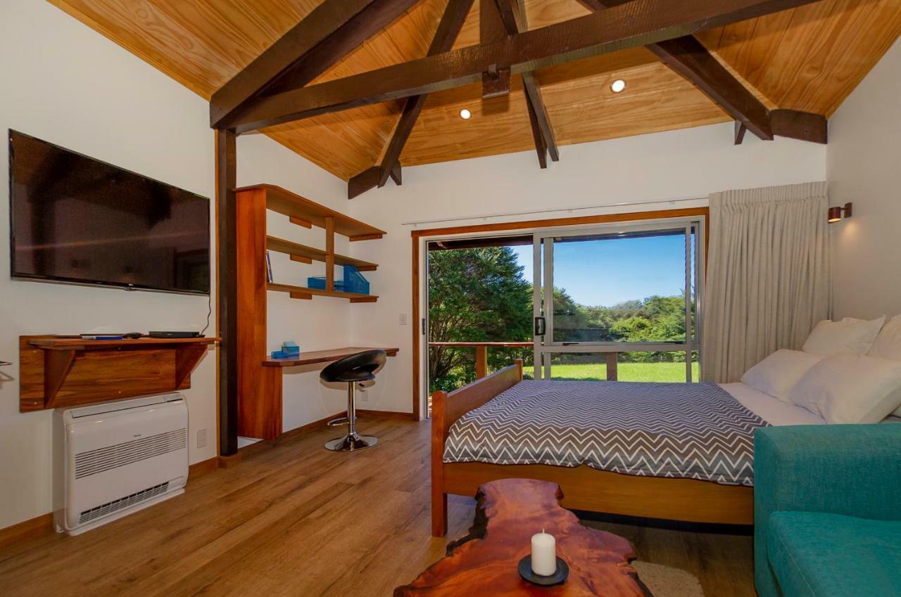 Kuaotunu Chalets Экстерьер фото